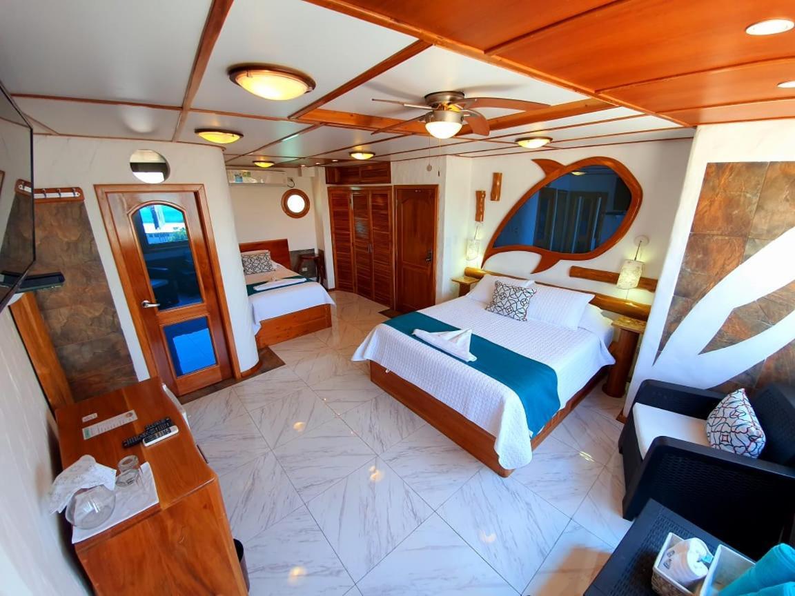 Bed and Breakfast Casa Ocean Pier Пуэрто-Айора Экстерьер фото